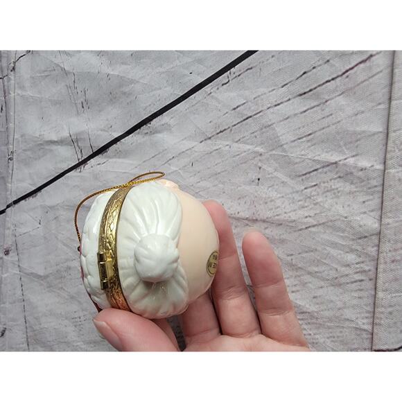 Mrs Clause Trinket Treasure Box Ornament Hard To Find Christmas Decor - Picture 4 of 7